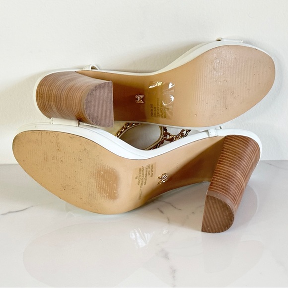 Victoria’s Secret Chain T-Strap 9 White Leather Chunky Heels RARE! - Picture 8 of 11